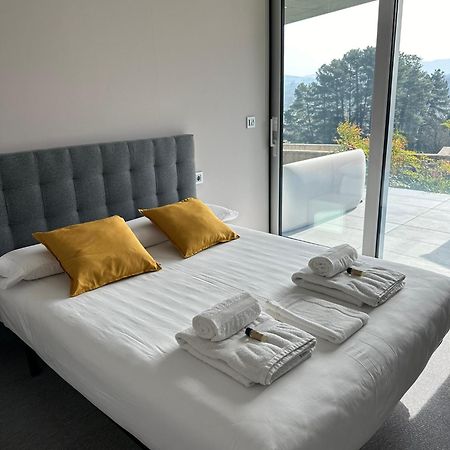 Vila Tres Prismas Exclusive Sarria Exteriér fotografie