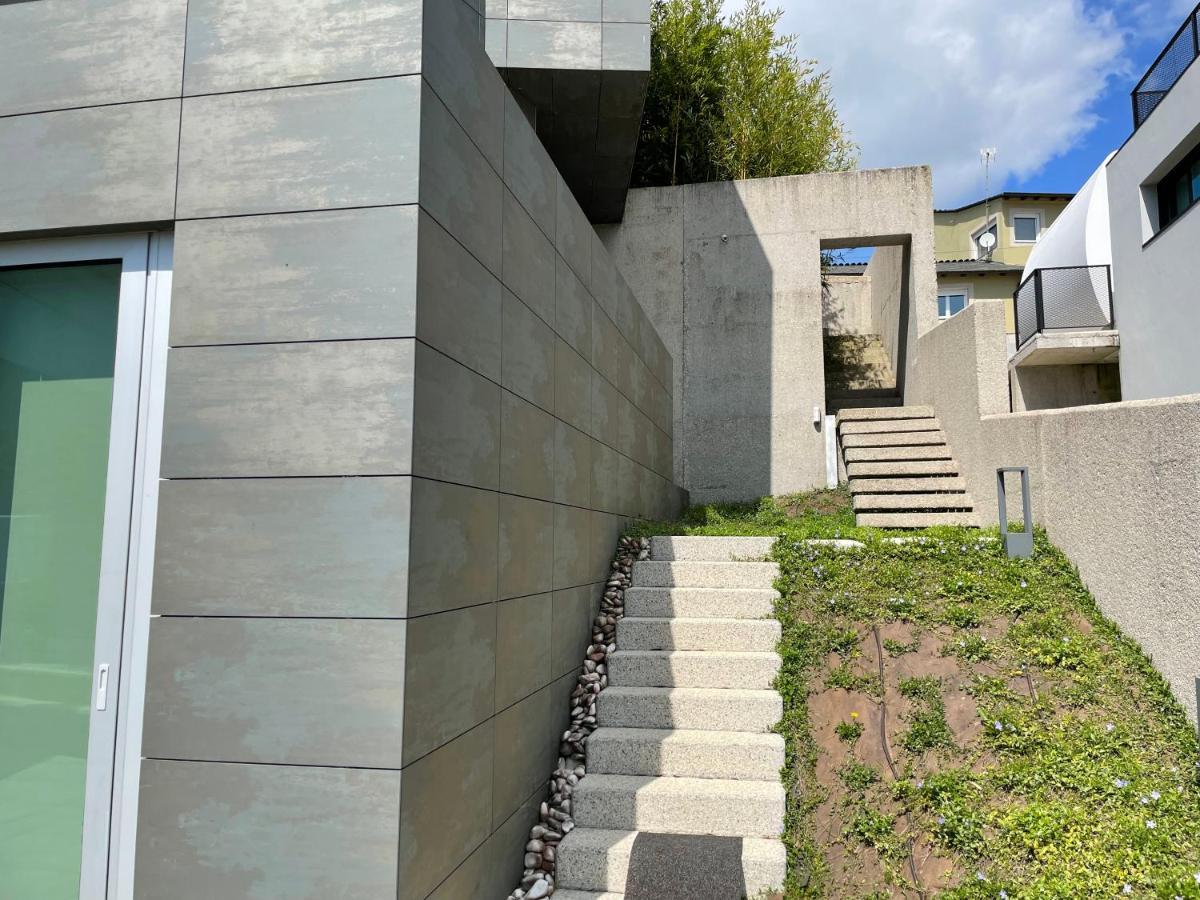 Vila Tres Prismas Exclusive Sarria Exteriér fotografie