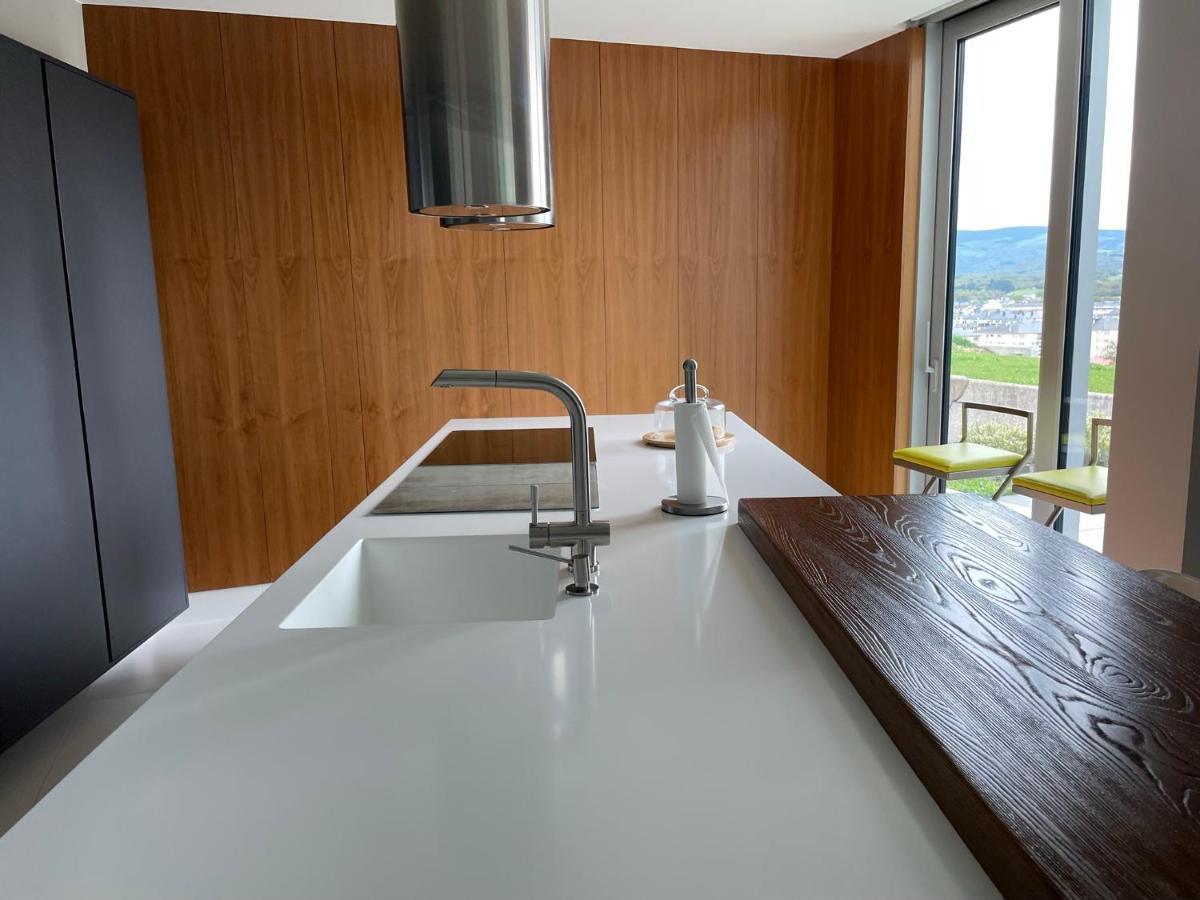 Vila Tres Prismas Exclusive Sarria Exteriér fotografie