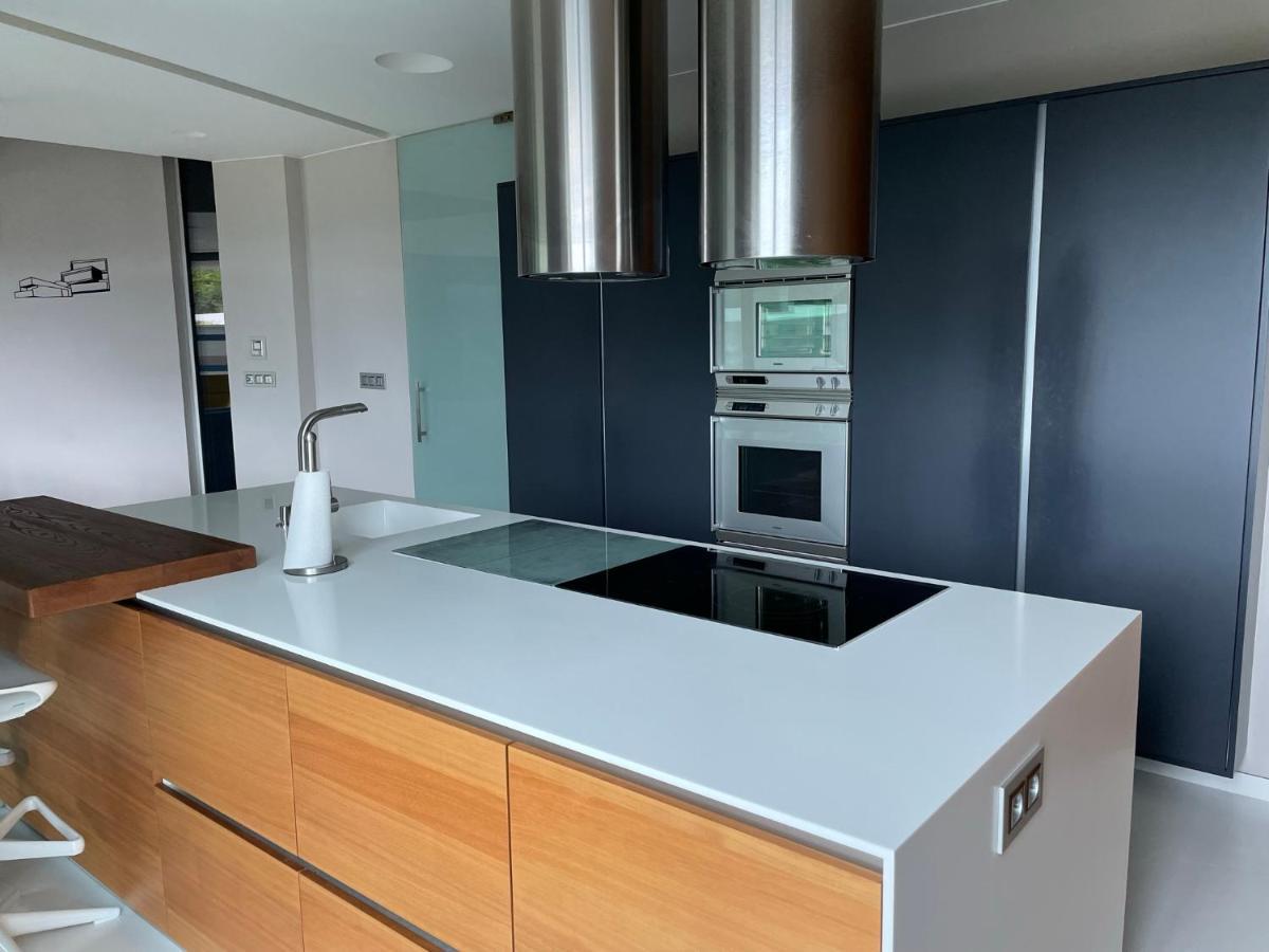 Vila Tres Prismas Exclusive Sarria Exteriér fotografie